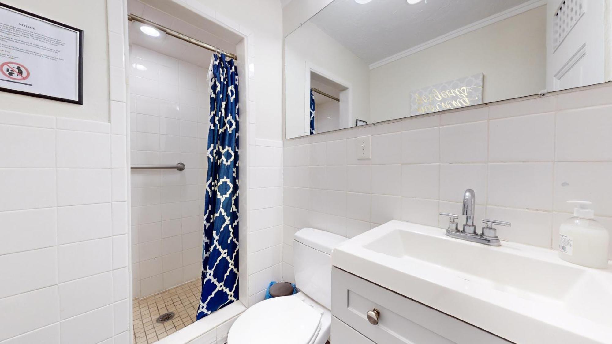 Apartment Large Private 10min Walk To Fenway,bc,bu,t *